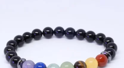 Bracelet boules 7 Chakras avec Onyx