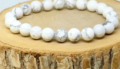 Bracelet boule howlite blanche