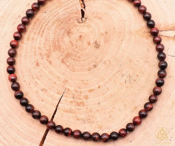 Collier-oeil-de-taureau-Afrique-du-Sud-A-6mm-william-wood-le-squeletteJPG