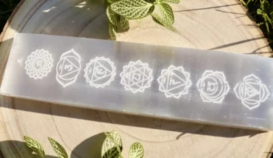 Plaque Sélénite 7 chakras