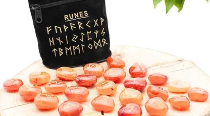 Runes en Cornaline du Brésil A