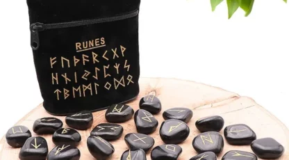 Runes en onyx du Brésil A
