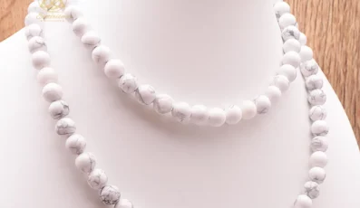 Collier boule Howlite