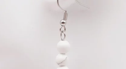 Boucles d’oreille Howlite du Zimbabwe A 6mm