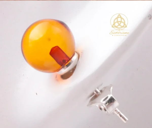 boucle-d'oreille-en-ambre-cognac-esoterisme-by-william-wood