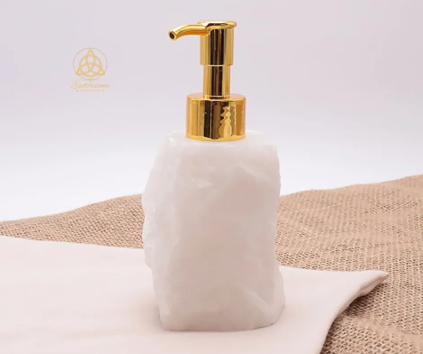 Distributeur-de-savon-cristal-de-roche-esoterisme-by-william-wood.