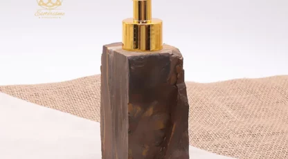 Distributeur de savon en œil de tigre A d’Afrique du sud