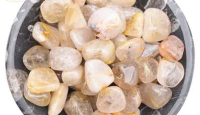 Pierre ROULÉE CRISTAL DE ROCHE RUTILE HEMATITE A