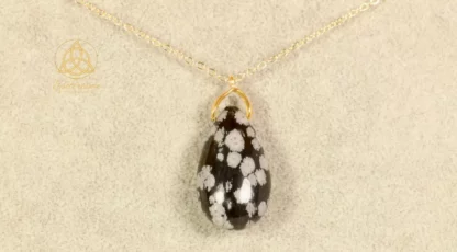 Pendentif Goute Sautoir obsidienne flocon de neige A+