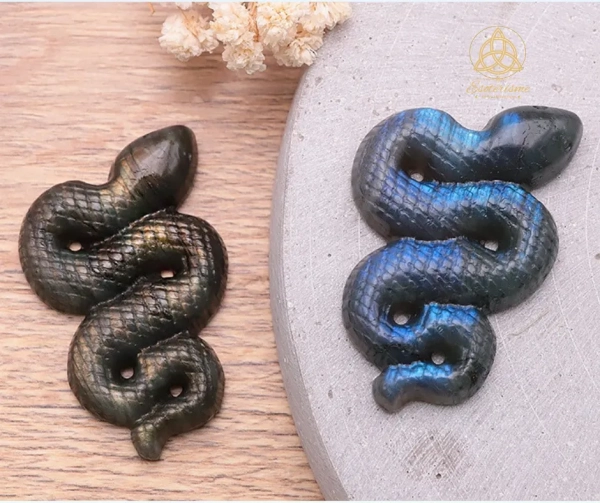 serpent-labradorite-esoterisme-by-williamwood