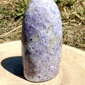 Pierre forme libre en lépidolite (542g)