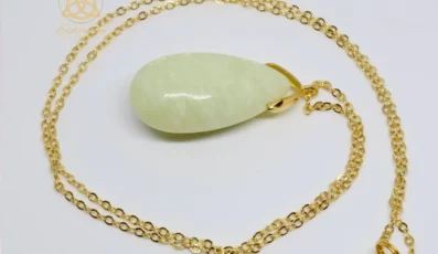 Pendentif Goute Sautoir jade de chine