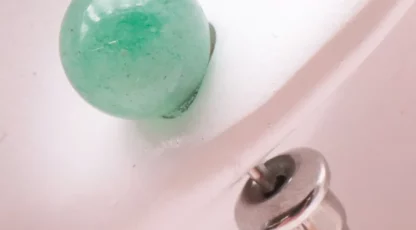 Boucles d’oreille clou aventurine verte A