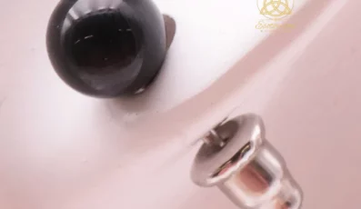 Boucles d&rsquo;oreille clou obsidienne noire