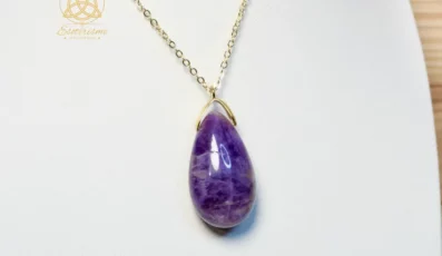 Pendentif goutte sautoir améthyste