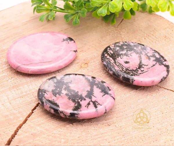 galet-anti-stress-rhodonite-esoterisme-by-william-wood
