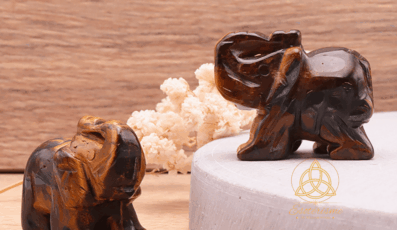 Éléphant en oeil de tigre