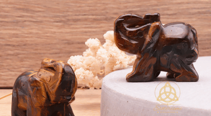 Éléphant en oeil de tigre