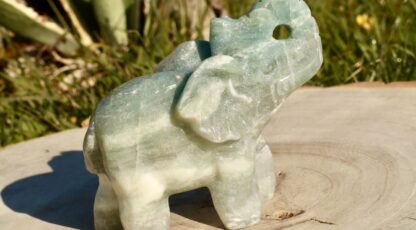 Éléphant en JADE BLEU