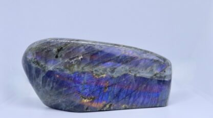forme libre Labradorite Violette (M3)
