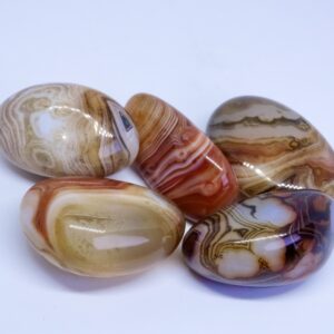 Pierre roulée en Sardonyx