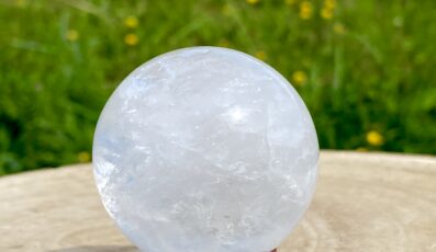 SPHÈRE CRISTAL DE ROCHE