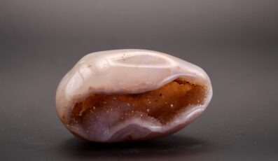 œuf Cœur agate cristallisée (M4)