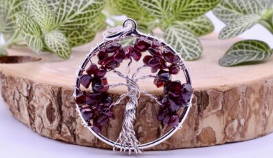 Pendentif Arbre de Vie Grenat Rouge