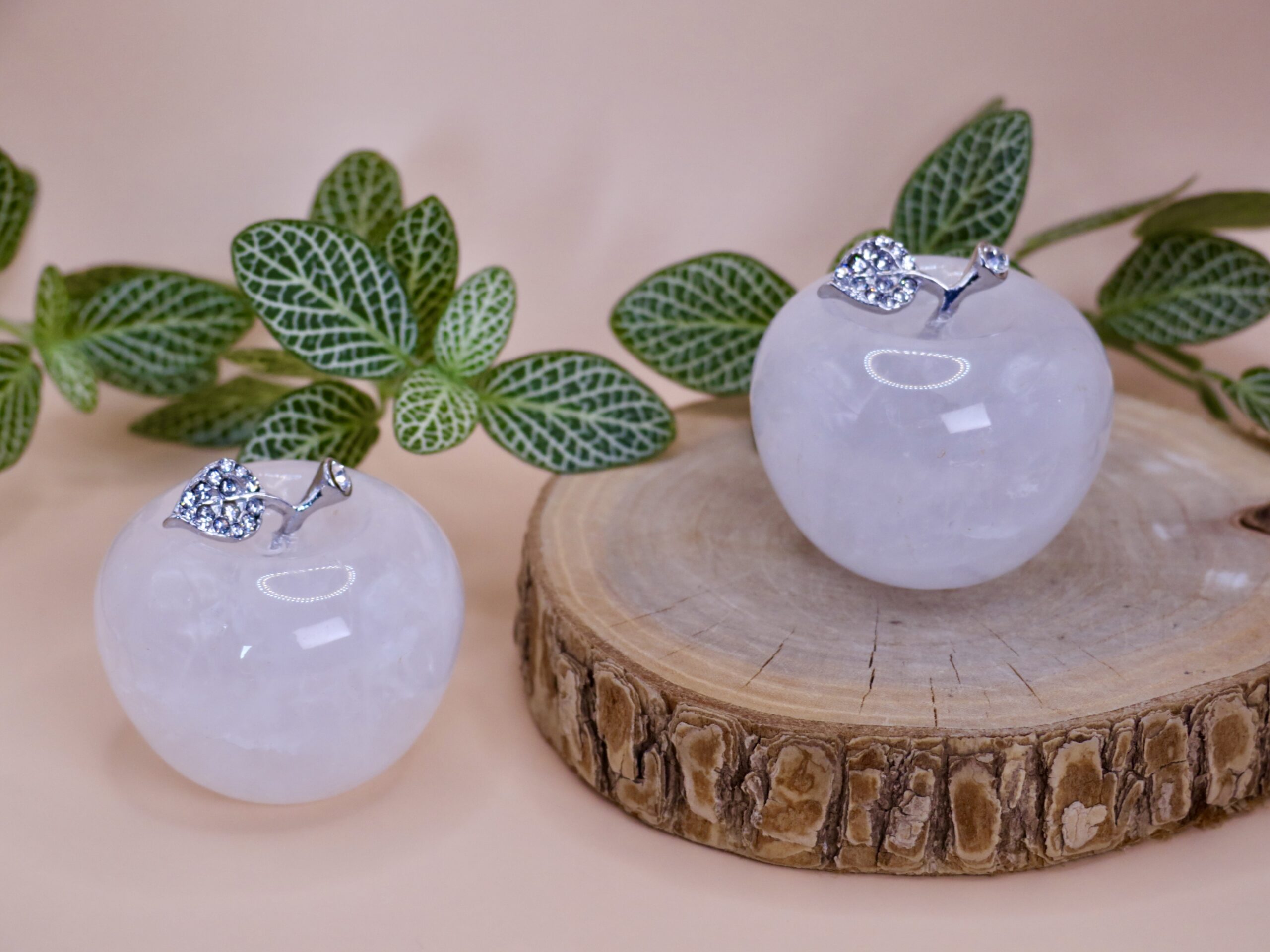 Pomme en Cristal de roche