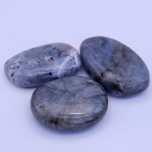 Pierre plate labradorite