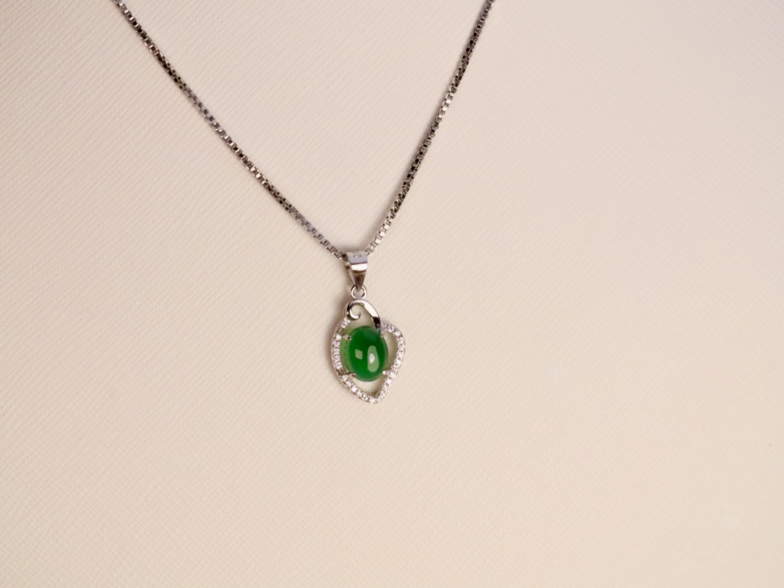 PENDENTIF en CHRYSOPRASE