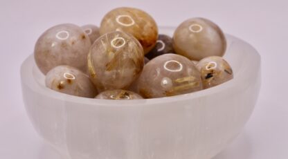 Pierre Roulée cristal de roche rutile tourmaline