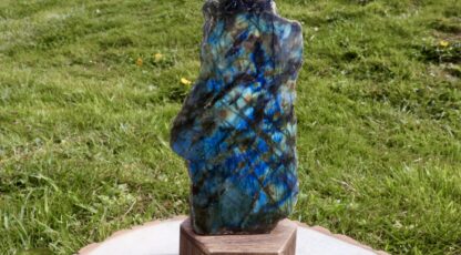 Forme libre 1 face polie labradorite (M4)