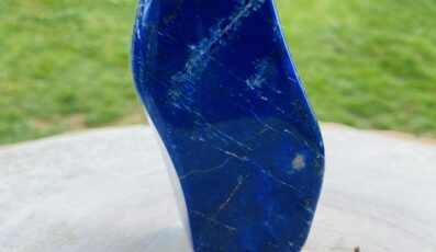 forme libre lapis lazuli (M1)