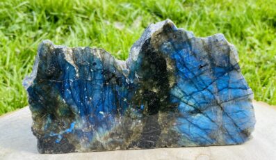 Forme libre 1 face polie labradorite (M2)