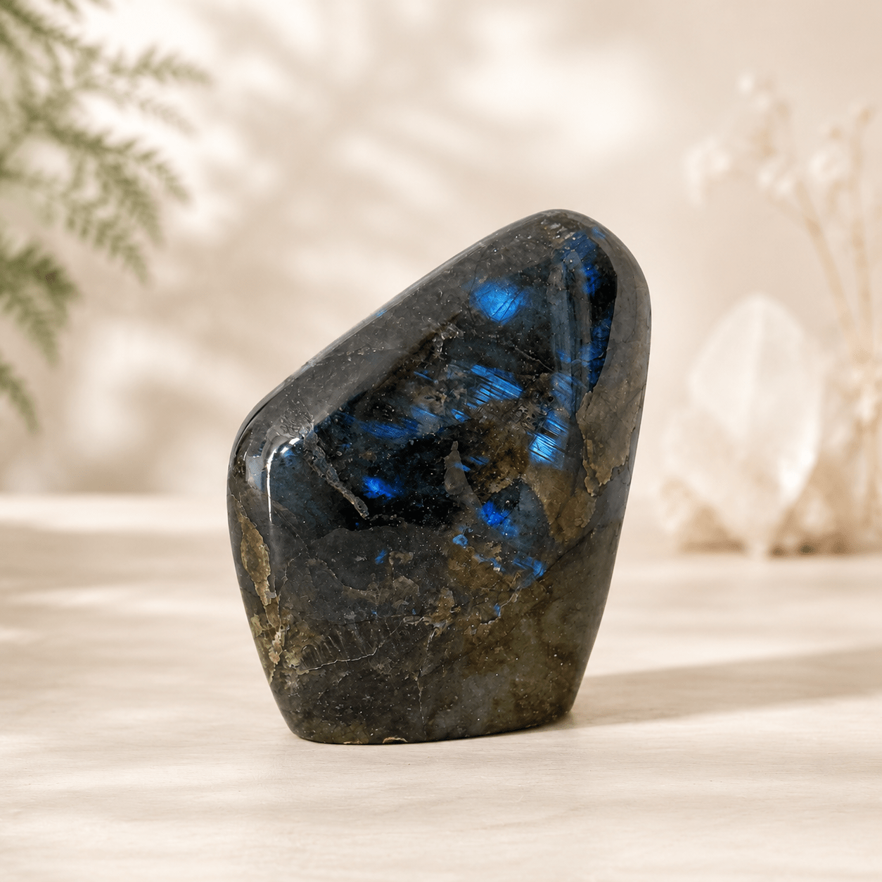 Labradorite bleue naturelle avec reflets bleus