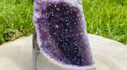Améthyste bord brute(820g)