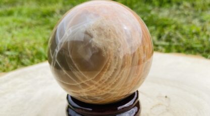 Sphère pierre de lune grise orangé