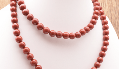 Collier jaspes rouge
