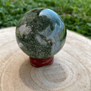 Sphère en agate indienne naturelle – pierre d’équilibre, d’ancrage et d’apaisement en lithothérapie