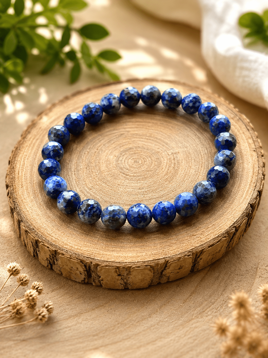 Bracelet facetté lapis lazuli en pierre naturelle – intuition, confiance et communication