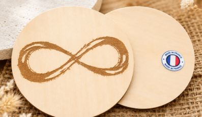 Plaque en bois avec symbole Infini