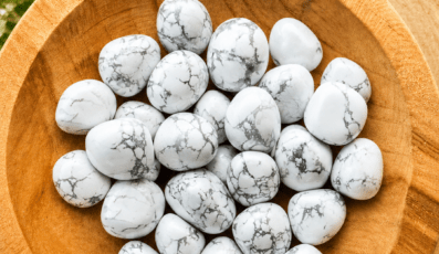 Pierre roulée Howlite