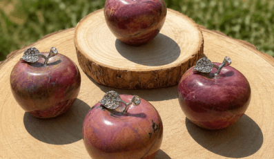 Pomme en RHODONITE (Madagascar)