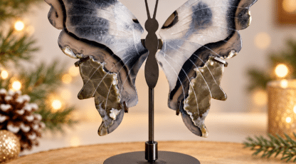 Papillon en agate grise AA sur socle